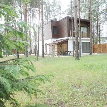 Forest-house Lt *